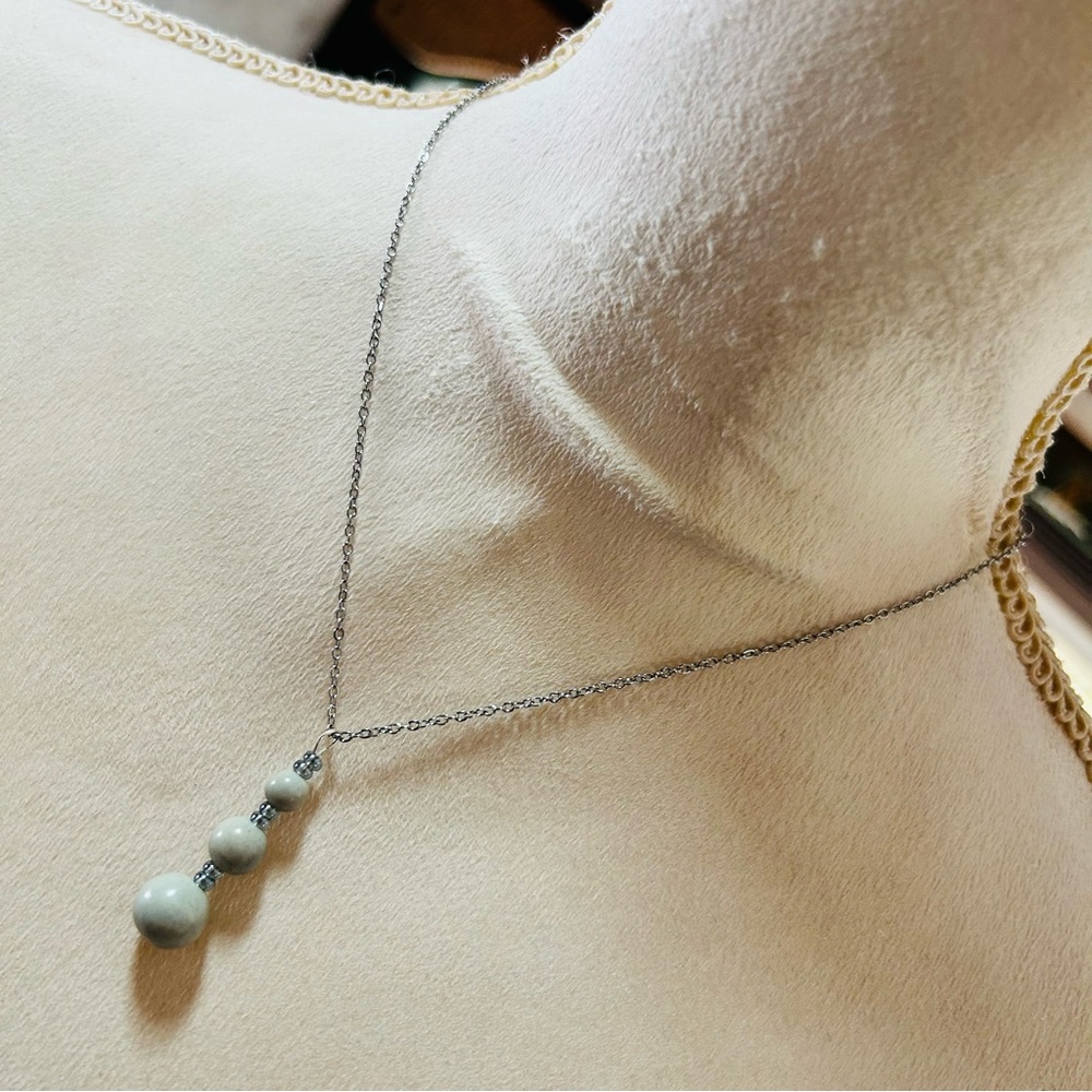 Handcrafted genuine serpentine jade bead drop pendant on chain necklace